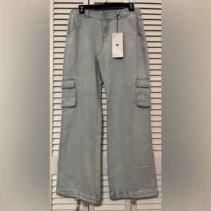 NWT Vanilla Star Ultra Cozy Cargo Light Wash Jeans Sz 26/2